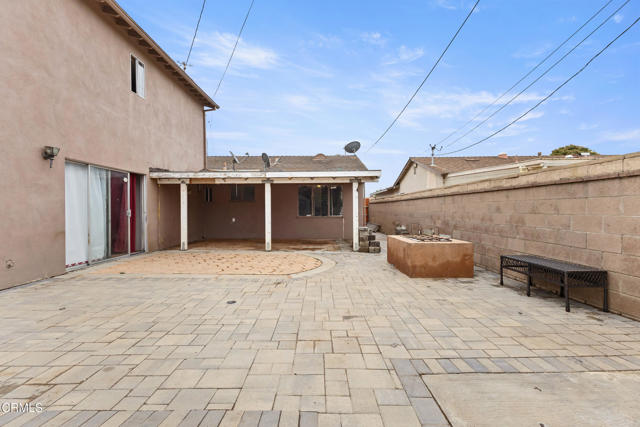 1515 N 6th Place, Port Hueneme CA: https://media.crmls.org/mediaz/b85630f9-ee56-4ee3-b953-0480f1915ca7.jpg