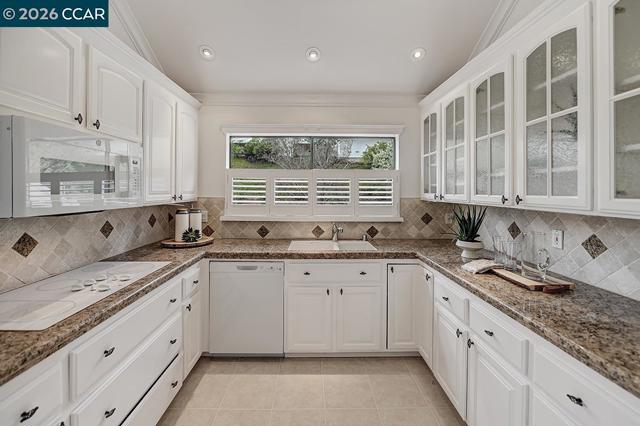 Image 20 of 60 For 3852 Terra Granada Dr  2b