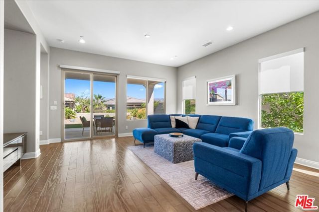 86 Burgundy, Rancho Mirage CA: https://media.crmls.org/mediaz/b858be1b-e665-46e7-93e1-469b248de5a9.jpg