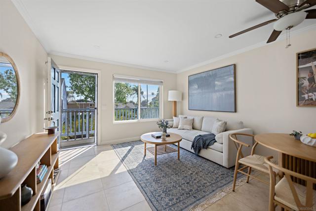 410 S Freeman St, Oceanside CA: https://media.crmls.org/mediaz/b85a898a-388d-452f-a544-69b49de4ea44.jpg