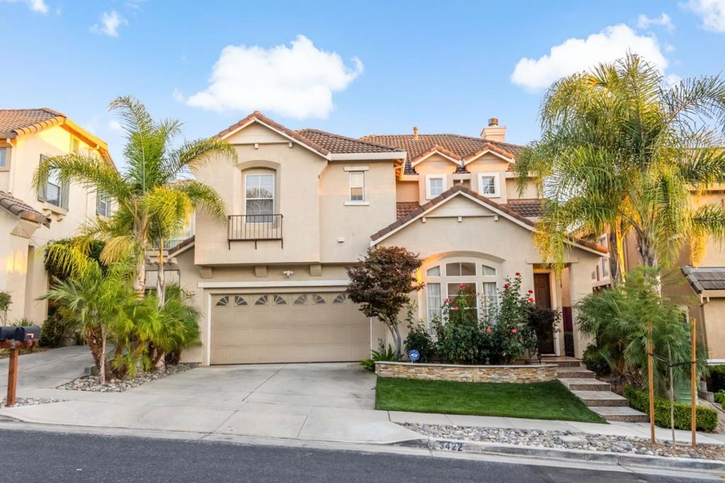 3422 Glenprosen Court