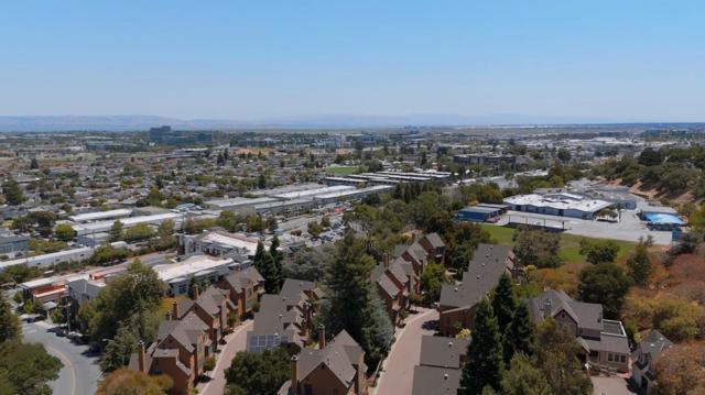 300 Davey Glen Road, Belmont CA: https://media.crmls.org/mediaz/b85b3d54-865b-47f3-a1b8-8e445e1becfd.jpg