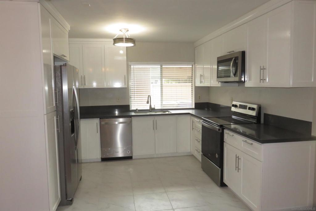 9526 Easter Way - photo 11