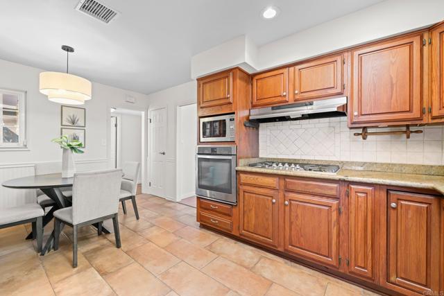 Detail Gallery Image 24 of 41 For 376 Roman Way, Chula Vista,  CA 91911 - 4 Beds | 2 Baths