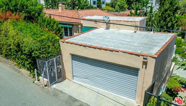 2001 Holly Hill Terrace, Los Angeles, California 90068, 5 Bedrooms Bedrooms, ,3 BathroomsBathrooms,Single Family Residence,For Sale,Holly Hill,24403371