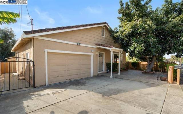 37391 Mission Blvd, Fremont CA: https://media.crmls.org/mediaz/b85d8660-1017-45a8-8289-ab1484d07115.jpg