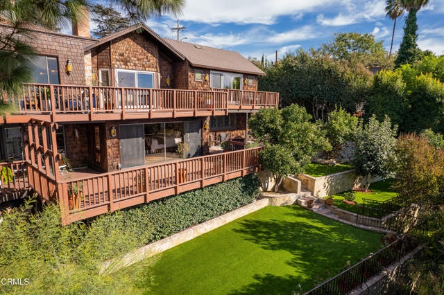 3880 Clayton W Avenue, Los Angeles CA: https://media.crmls.org/mediaz/b85dba8e-a191-4475-8b10-d80c2b3ba7f5.jpg