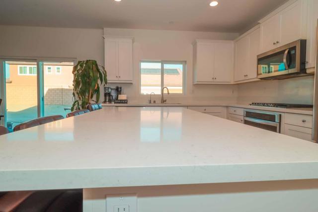 Image 10 of 48 For 44644 Melkesian Boulevard