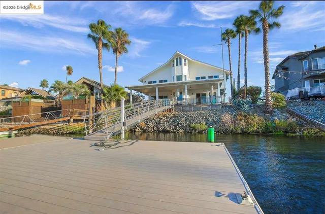 740 Discovery Bay Blvd, Discovery Bay CA: https://media.crmls.org/mediaz/b85f72e5-3f39-477b-bd6a-634b5f534662.jpg