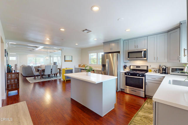 Detail Gallery Image 11 of 25 For 1842 W 45th St, Los Angeles,  CA 90062 - 3 Beds | 2 Baths