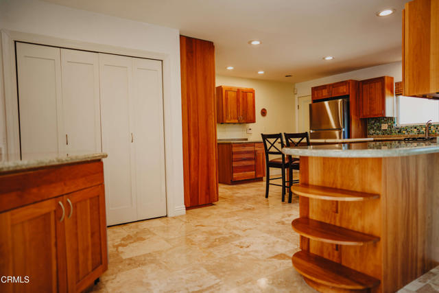 Detail Gallery Image 14 of 57 For 7314 Wallaby St, Ventura,  CA 93003 - 3 Beds | 2 Baths