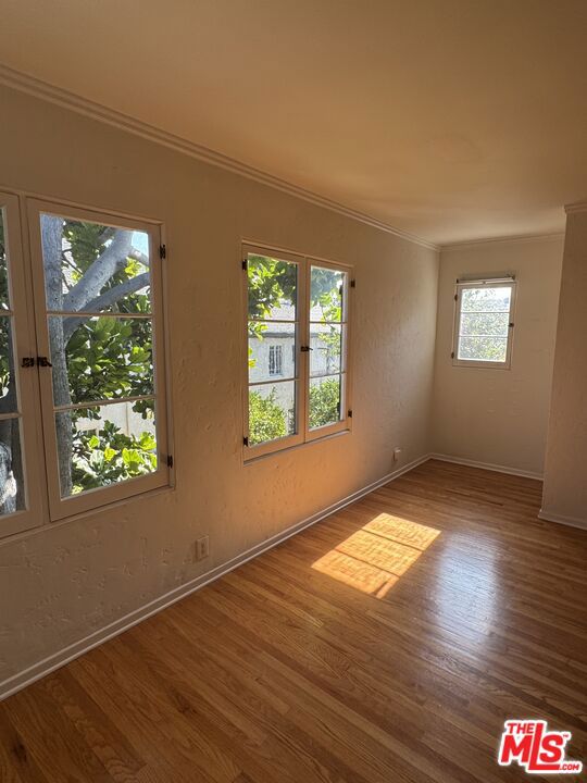 7917 Norton Avenue, West Hollywood CA: https://media.crmls.org/mediaz/b8615207-b3e2-4ba3-a0ac-4036991275aa.jpg