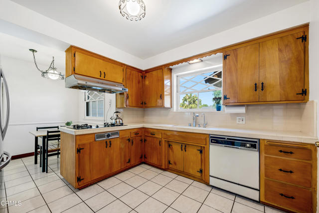 1509 S 3rd Avenue, Arcadia CA: https://media.crmls.org/mediaz/b8626254-f553-4020-98db-51636534253c.jpg