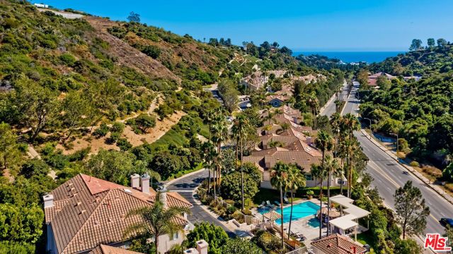 Drew Fenton | 746 Palisades Drive Pacific Palisades CA | MLS: 6794665