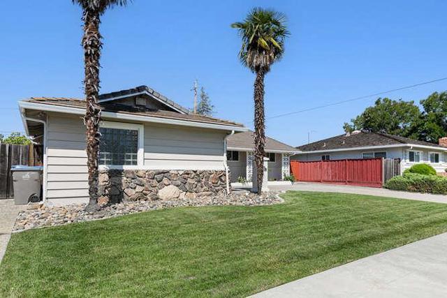 3339 Elgin Lane, San Jose CA: https://media.crmls.org/mediaz/b863118c-a958-459c-82f7-ccf6b234c6b7.jpg