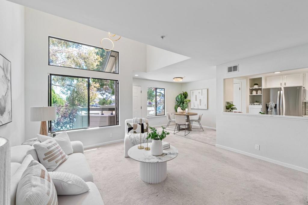 2241 Vista Del Mar