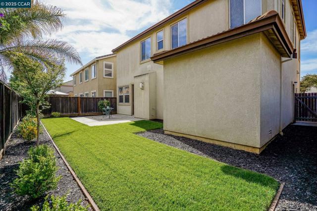507 Livingston Court, Discovery Bay CA: https://media.crmls.org/mediaz/b8638fb8-c0bc-441f-a7e5-b4bb6dc927cd.jpg