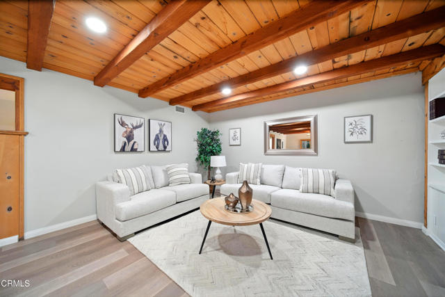 Detail Gallery Image 3 of 40 For 5123 Caroli Ln, La Canada Flintridge,  CA 91011 - 3 Beds | 2/1 Baths