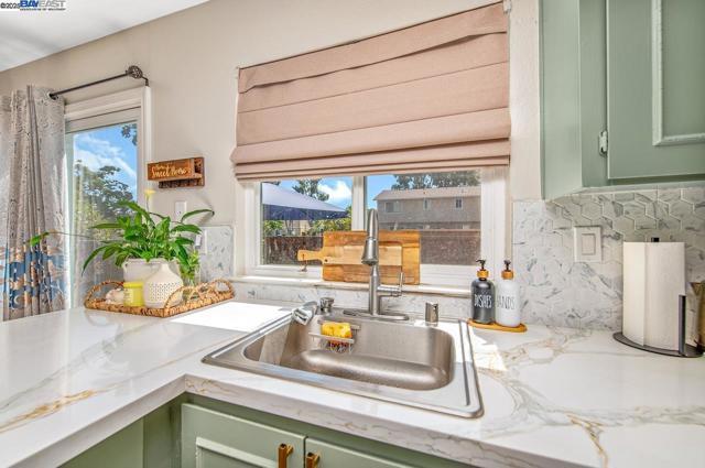 3732 Carrigan Cmn, Livermore CA: https://media.crmls.org/mediaz/b863d82b-e834-48da-b7c2-275abc2cee00.jpg