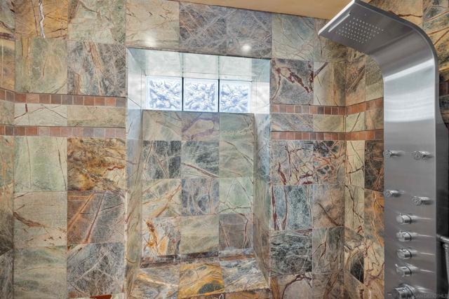 23540 Oriente Way, Ramona CA: https://media.crmls.org/mediaz/b864f7a1-a906-4b91-94c3-357978a45f8b.jpg
