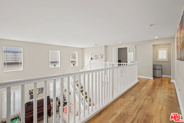 26505 Thackery Lane, Stevenson Ranch CA: https://media.crmls.org/mediaz/b865e647-2ae3-419a-808c-35f4a9efecf6.jpg