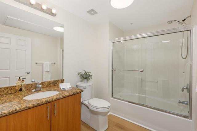 Detail Gallery Image 21 of 45 For 1465 C St. #3514,  San Diego,  CA 92101 - 2 Beds | 2 Baths