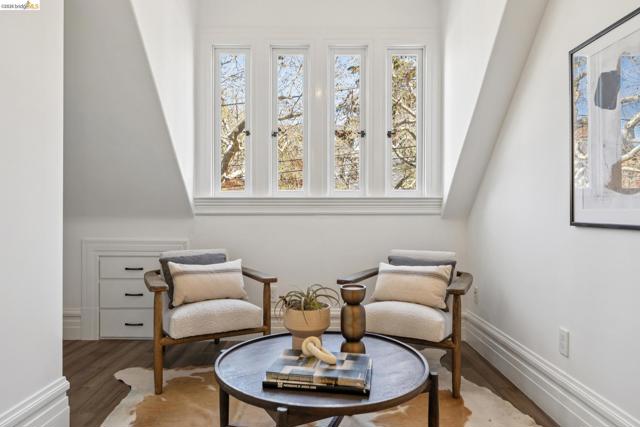 Image 24 of 59 For 231 Bonita Ave