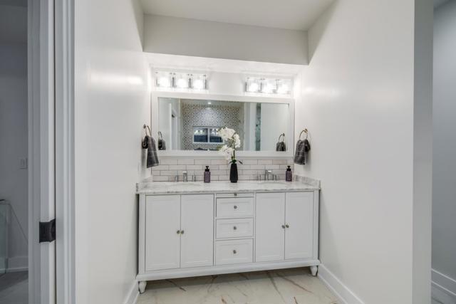 846 Portola Road, Portola Valley CA: https://media.crmls.org/mediaz/b8666c9c-671d-4fad-82c7-605aaf6f225f.jpg