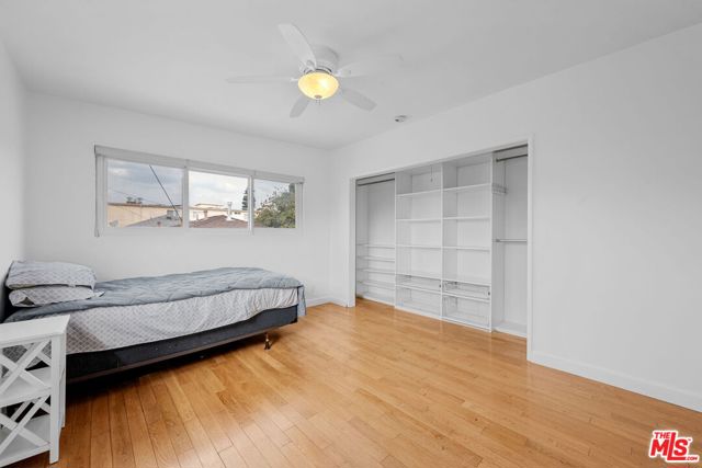 1225 Washington Avenue, Santa Monica CA: https://media.crmls.org/mediaz/b867ba79-855a-46c9-9415-5b1793b4a199.jpg