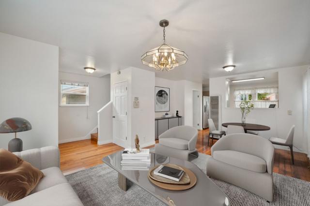 10510 East Court, Oakland CA: https://media.crmls.org/mediaz/b867e2d1-7860-40f7-8507-bf533a7e5048.jpg