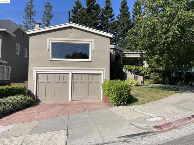1159 Winsor, Piedmont CA: https://media.crmls.org/mediaz/b8683faf-4603-4ede-8974-481f6e187415.jpg