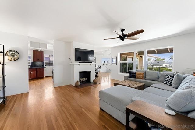 1251 Savoy St, San Diego CA: https://media.crmls.org/mediaz/b868463a-caf0-436b-93d7-1131a71f0bcb.jpg
