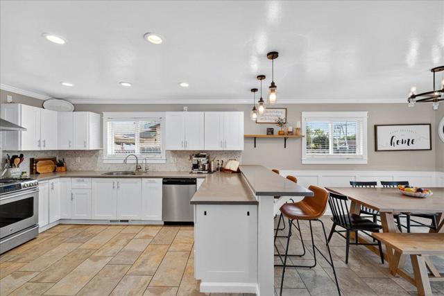 877 San Simeon Drive, Salinas CA: https://media.crmls.org/mediaz/b868b855-00a0-4cec-bf6e-ce04b6264d64.jpg