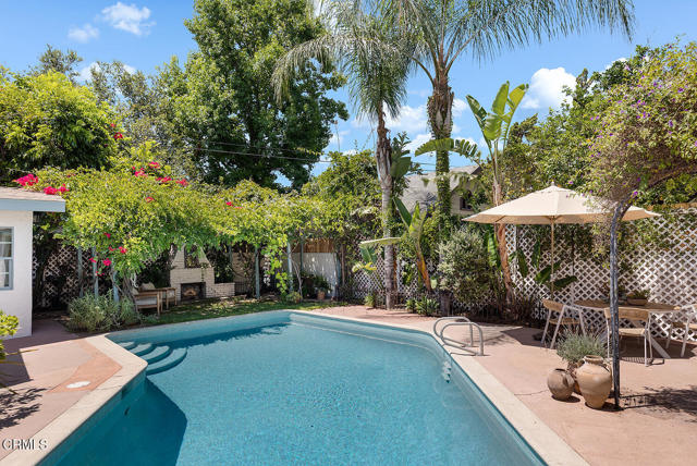 1159 N Chester Avenue, Pasadena CA: https://media.crmls.org/mediaz/b86904ea-7e34-4f91-8369-6b57ed3cbef3.jpg