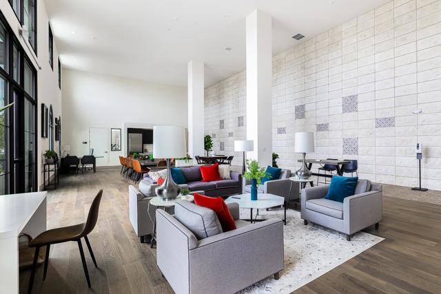 1850 El Camino Real, Santa Clara CA: https://media.crmls.org/mediaz/b86bb3b3-5057-4ac9-bc52-28a0fba04172.jpg