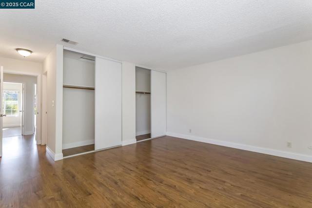 1769 Redwood Rd, Hercules CA: https://media.crmls.org/mediaz/b86bc1a2-600d-4a9b-bb6b-55f74f3aca93.jpg