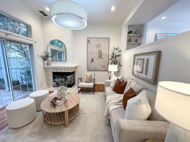 8 Arch Street, Redwood City CA: https://media.crmls.org/mediaz/b86c5c2b-bb82-4d72-9d6b-b426c051ce99.jpg