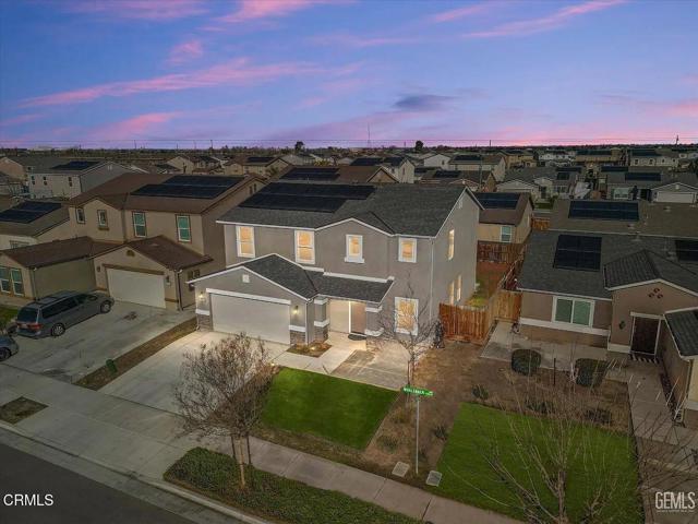 6200 Whaleback Avenue, Bakersfield CA: https://media.crmls.org/mediaz/b86d8d89-f8c0-409e-83d6-2fd5138b8efe.jpg
