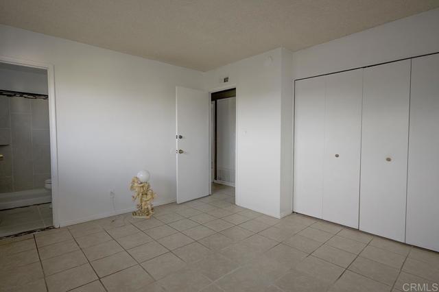 Detail Gallery Image 7 of 15 For 4832 Tacayme Dr, Oceanside,  CA 92057 - 3 Beds | 2 Baths