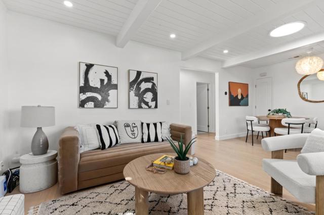 37177 Dutra Way, Fremont CA: https://media.crmls.org/mediaz/b86e7e32-504e-45a1-9bee-76360068e3f4.jpg