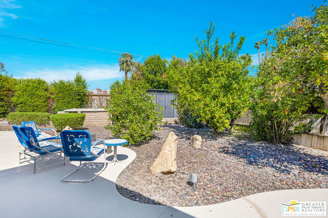 20 Kevin Lee Lane, Rancho Mirage CA: https://media.crmls.org/mediaz/b86f52bc-4773-475b-b1bc-2746a1f5c10e.jpg