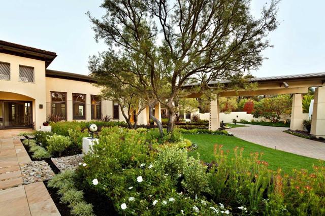 27500 La Vida Real, Los Altos Hills CA: https://media.crmls.org/mediaz/b86fa225-5060-422b-b94d-05aa649936d0.jpg