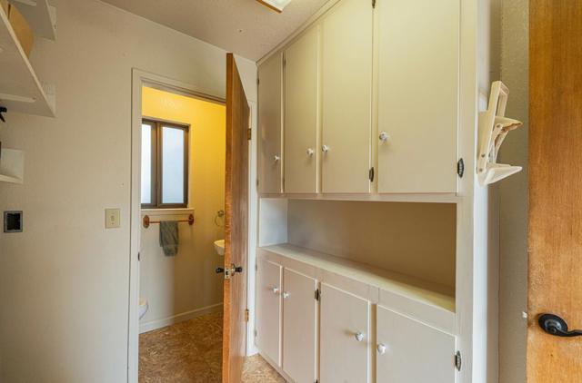 9066 Coker Road, Salinas CA: https://media.crmls.org/mediaz/b87077de-d6a5-4017-a731-6e8c52aefbc4.jpg