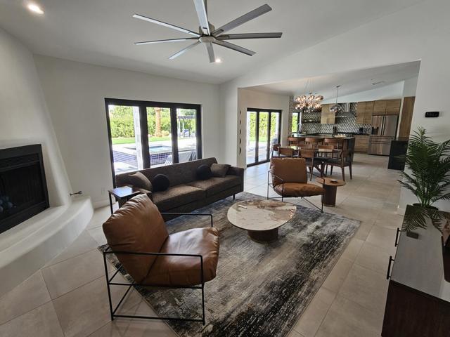 72278 Barbara Drive, Rancho Mirage CA: https://media.crmls.org/mediaz/b870ae6e-a81e-408a-b9a7-2b5f27951a77.jpg