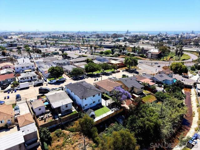 3934 Marine View Ave, San Diego CA: https://media.crmls.org/mediaz/b870d781-614d-4fa9-b42b-4b86d88fee73.jpg
