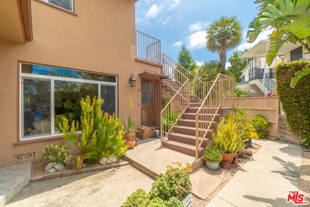 12030 Sylvester, Los Angeles CA: https://media.crmls.org/mediaz/b8710895-6036-45ef-87b1-4d67c59fd738.jpg