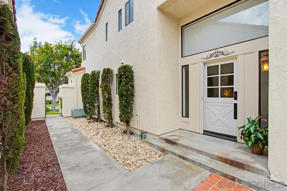 12165 Sand Trap Row - photo 7