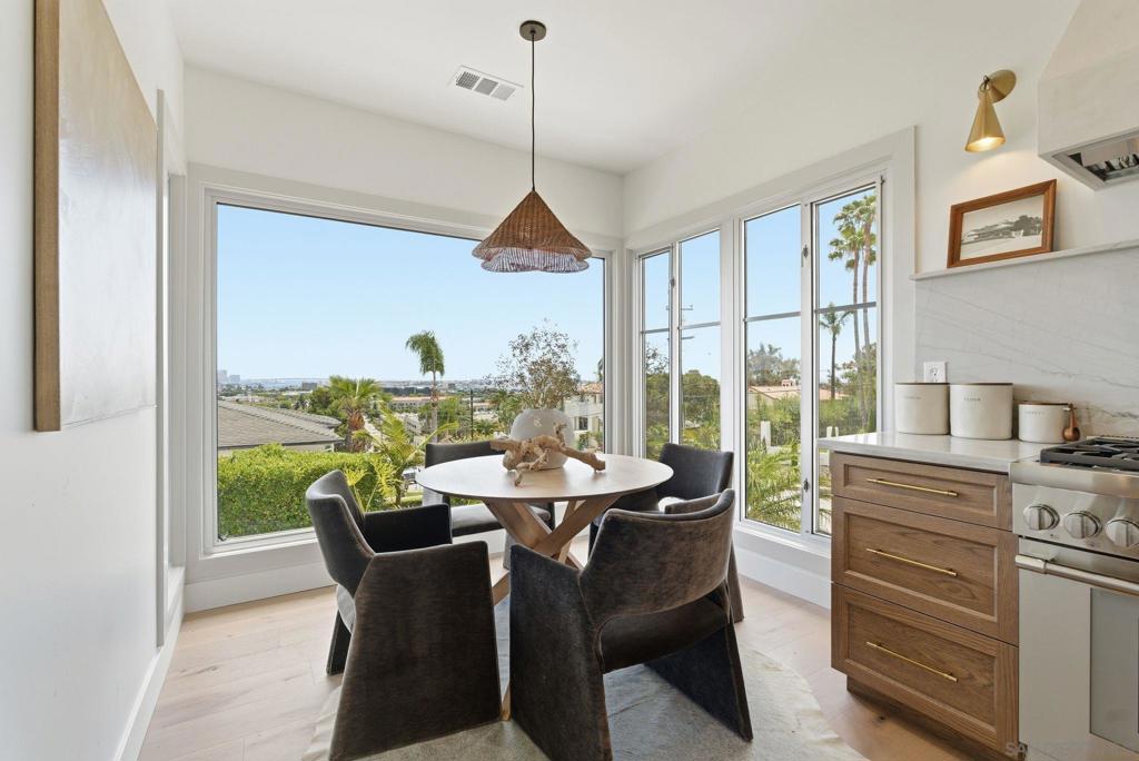 2409 Evergreen - photo 5