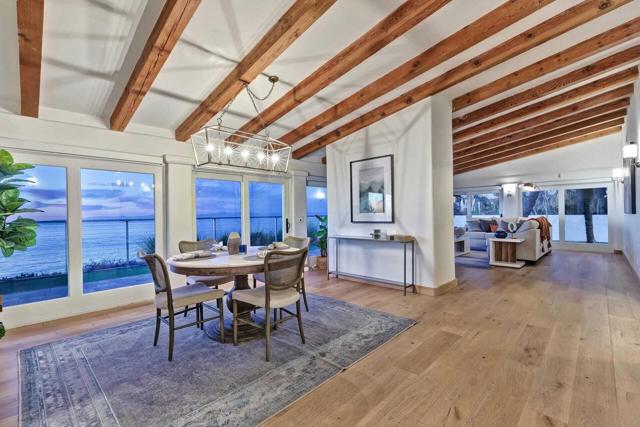 Dining Area (6)
