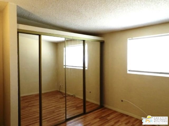 15875 N Crystal Springs Drive, Palm Springs CA: https://media.crmls.org/mediaz/b8764b29-b621-42f4-af73-1c0e220c4fa4.jpg
